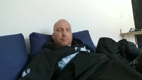 metaller123456 online show from March 2026 01:37:01 PM