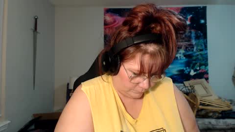 Snapshot of metalshop chatting on December 2024 05:31:01 AM Mommy Jaxx online show from December 2024 05:31:01 AM