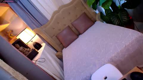 myka online show from October 2025 03:32:01 AM