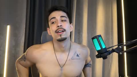 Snapshot of mettew22cm chatting on November 2025 10:12:01 PM mettew22cm online show from November 2025 10:12:01 PM