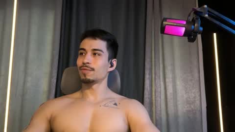 Snapshot of mettew22cm chatting on December 2025 07:41:01 PM mettew22cm online show from December 2025 07:41:01 PM