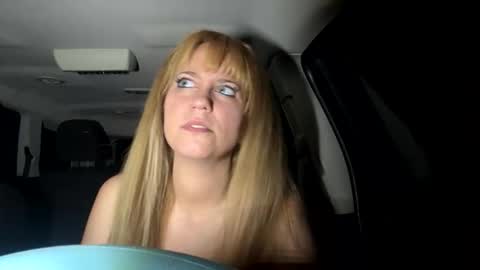 mezzy69 online show from December 2025 09:18:01 AM