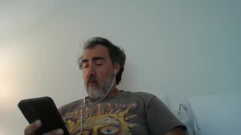Snapshot of mfbardo1 chatting on June 2026 06:43:01 PM DaddyBear4U online show from June 2026 06:43:01 PM