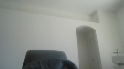 Snapshot of mfbardo1 chatting on June 2026 03:32:01 PM DaddyBear4U online show from June 2026 03:32:01 PM