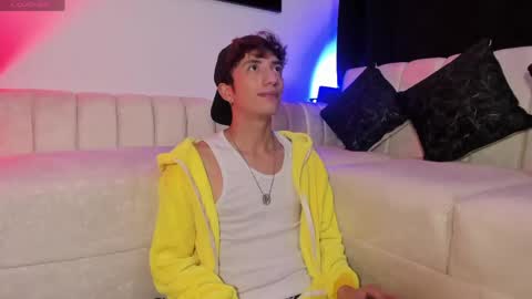 MATHIAS online show from April 2026 05:03:01 AM