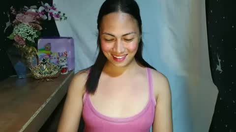 Snapshot of mia0113 chatting on December 2025 01:37:02 PM Mia online show from December 2025 01:37:02 PM