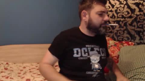 Snapshot of mia750 chatting on October 2025 11:53:01 PM Mia online show from October 2025 11:53:01 PM