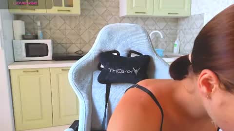 Snapshot of mia___lunaa chatting on July 2026 10:02:02 AM Mia online show from July 2026 10:02:02 AM