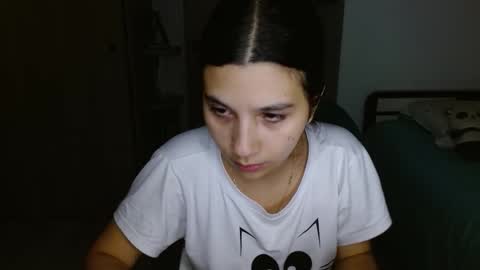 Mia online show from February 2026 04:10:02 AM