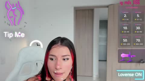 Snapshot of mia_adams66 chatting on January 2025 06:07:01 PM Mia adams online show from January 2025 06:07:01 PM