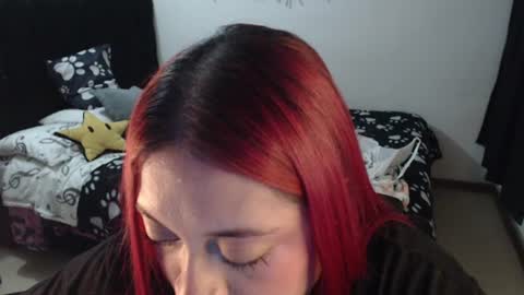 Snapshot of mia_adams_red chatting on June 2026 12:32:02 AM mia online show from June 2026 12:32:02 AM