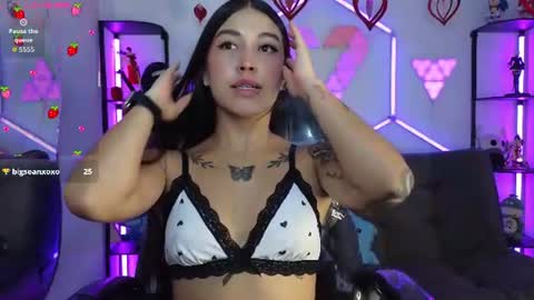 Snapshot of mia_adamsxxx chatting on July 2026 07:12:02 PM mia_adamsxxx online show from July 2026 07:12:02 PM