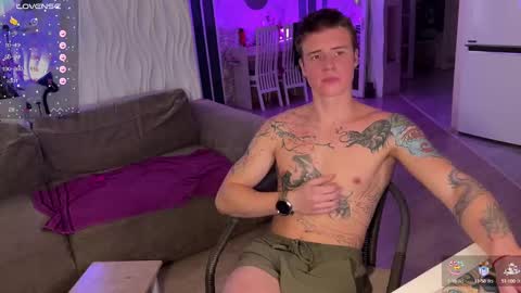 Andre and Mia online show from February 2025 06:09:01 PM