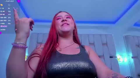 Snapshot of mia_blumm_ chatting on July 2026 07:10:02 PM Mia online show from July 2026 07:10:02 PM