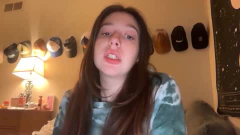 Mia online show from February 2026 01:47:02 AM