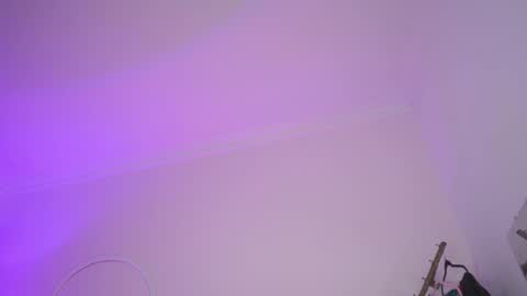 Snapshot of mia_coliin chatting on March 2025 10:20:01 PM Anna online show from March 2025 10:20:01 PM