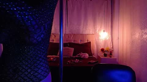 Snapshot of mia_collens_ chatting on January 2025 02:03:02 AM MIA online show from January 2025 02:03:02 AM