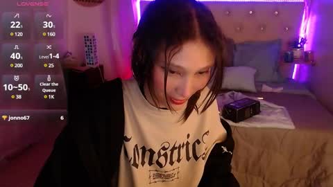 Snapshot of mia_collens_ chatting on January 2025 04:00:01 AM MIA online show from January 2025 04:00:01 AM