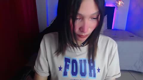 Snapshot of mia_collens_ chatting on February 2025 01:41:02 AM MIA online show from February 2025 01:41:02 AM