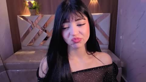 Snapshot of mia_collins_b chatting on December 2025 01:16:01 PM mia_collins_b online show from December 2025 01:16:01 PM