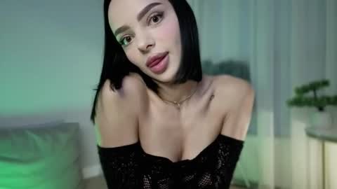 Snapshot of mia_cupcake chatting on September 2025 04:10:02 PM Mia Cupcake online show from September 2025 04:10:02 PM