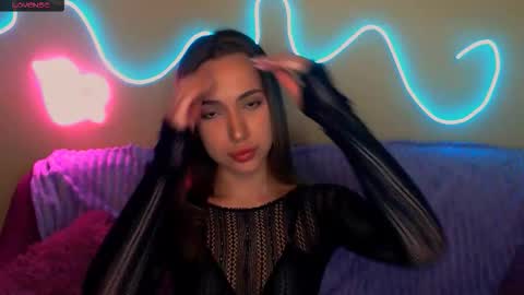 mia_cutie77 online show from October 2025 09:43:02 AM