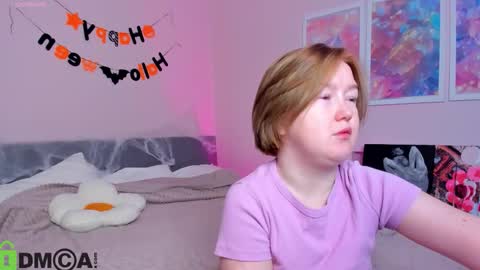 Snapshot of mia_ferd chatting on October 2025 02:47:02 AM Mia online show from October 2025 02:47:02 AM