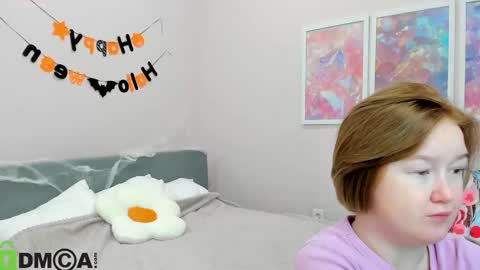 Snapshot of mia_ferd chatting on November 2025 02:13:02 AM Mia online show from November 2025 02:13:02 AM