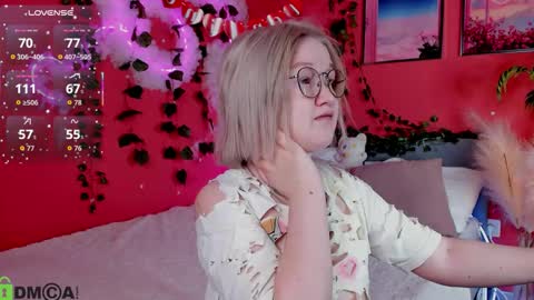 Mia online show from February 2026 02:34:02 AM