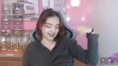 Mia online show from January 2026 01:15:02 PM