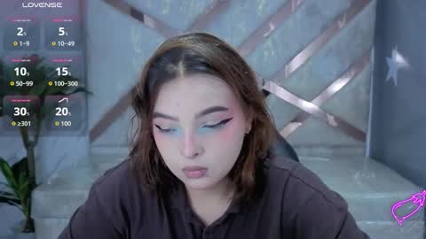 Mia online show from March 2026 01:03:02 PM