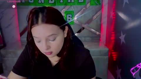 Mia online show from July 2026 01:13:01 PM