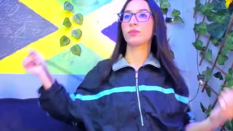 MIA online show from October 2025 03:24:02 AM