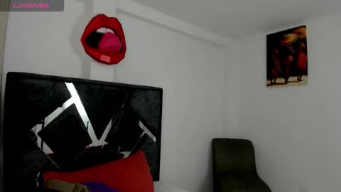 Snapshot of mia_fox3 chatting on November 2025 11:57:02 AM mia fox online show from November 2025 11:57:02 AM