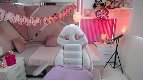 mia_garcia28 online show from February 2026 08:26:01 PM