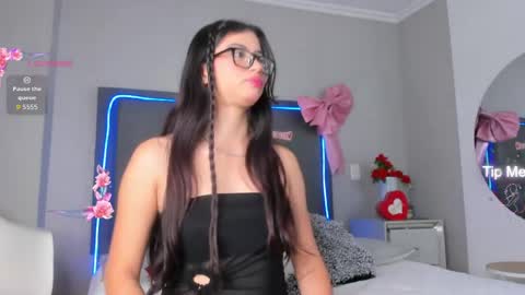mia online show from March 2026 01:22:02 PM