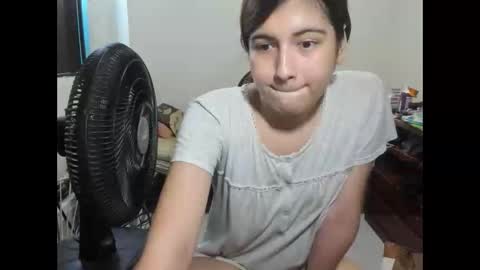 Snapshot of mia_goth766259 chatting on November 2025 07:14:02 PM izzy online show from November 2025 07:14:02 PM