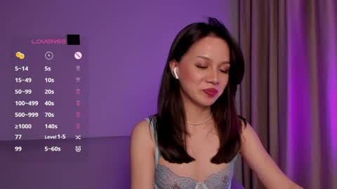 Mia online show from April 2026 04:20:02 PM