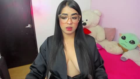 Mia J Abbey online show from January 2025 11:22:01 PM