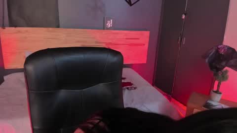 Snapshot of mia_jagger chatting on February 2025 09:10:01 PM Val online show from February 2025 09:10:01 PM