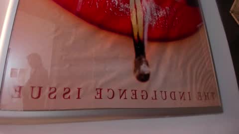 Snapshot of mia_jagger chatting on November 2025 11:10:01 AM Val online show from November 2025 11:10:01 AM