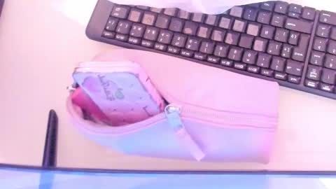    online show from December 2025 12:14:02 PM