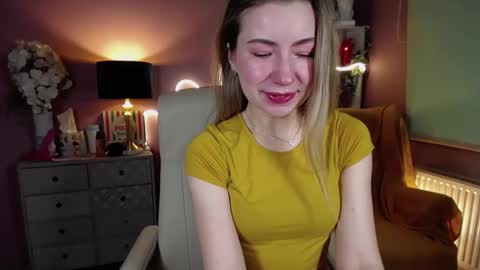 Mia online show from February 2025 07:35:01 AM