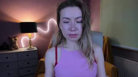 Snapshot of mia_luxx92 chatting on January 2026 07:46:02 AM Mia online show from January 2026 07:46:02 AM