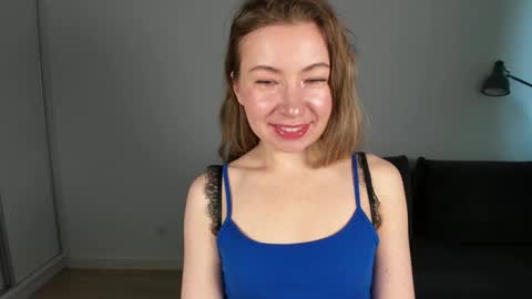 Snapshot of mia_luxx92 chatting on January 2026 02:32:02 PM Mia online show from January 2026 02:32:02 PM