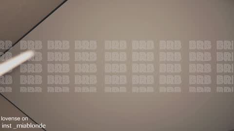 mia_milagros online show from December 2024 05:09:02 AM