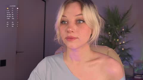 Snapshot of mia_milagros chatting on December 2025 12:08:01 AM mia_milagros online show from December 2025 12:08:01 AM