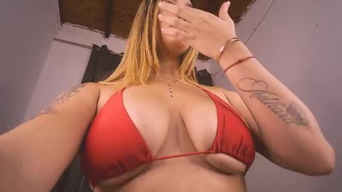 Snapshot of mia_millers2311 chatting on May 2026 01:52:01 PM mia independent model online show from May 2026 01:52:01 PM