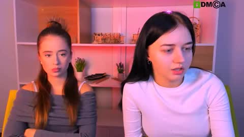 mia_moah online show from October 2025 09:21:02 AM