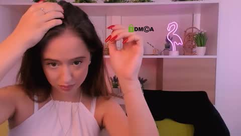 mia_moah online show from October 2025 08:25:02 AM